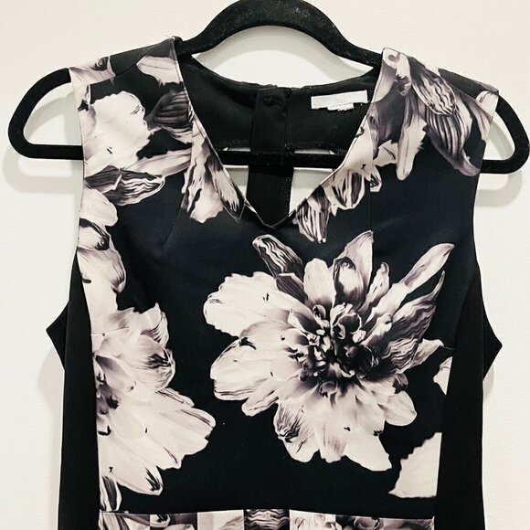 H&M Floral Sleeveless Pleated V Neck Midi Sheath Dress | office Business Casual - Picture 3 of 10